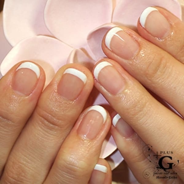 パールにあわせて細めナチュラルフレンチ