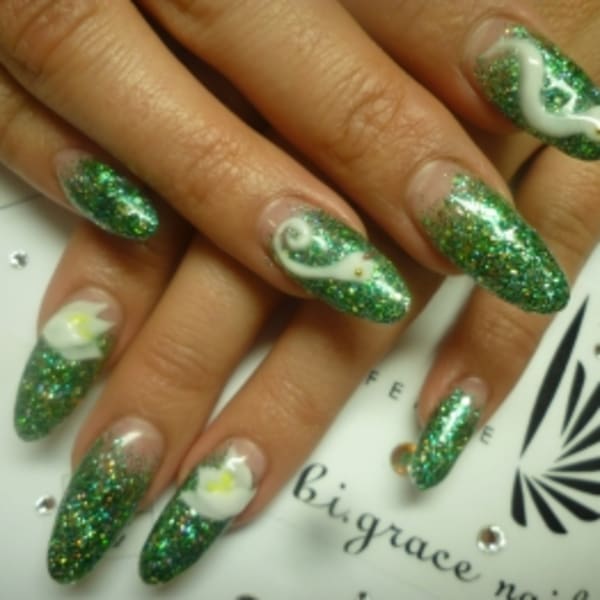 bi.grace nail