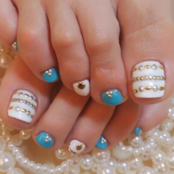 ☆FOOTジェル☆シェル×スタッズアート☆|Nailsalon Ｃｈｅｒｉｓｈ