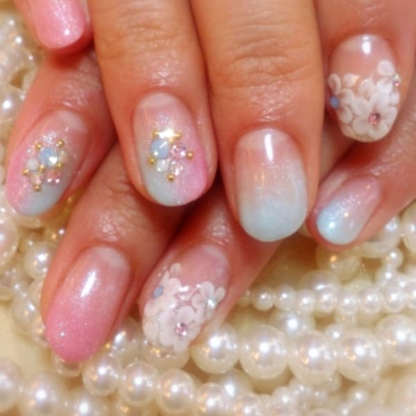 ☆縦グラデ×3Dフラワーネイル☆(オリジナル)
|Nailsalon Ｃｈｅｒｉｓｈ