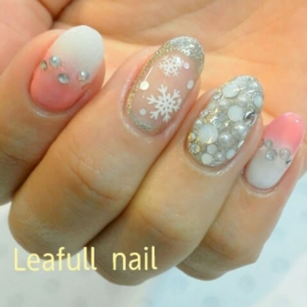 【雪の結晶キラキラ冬ネイル】