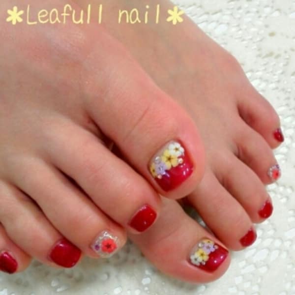 パールレッドのフラワーデザインフットジェル★