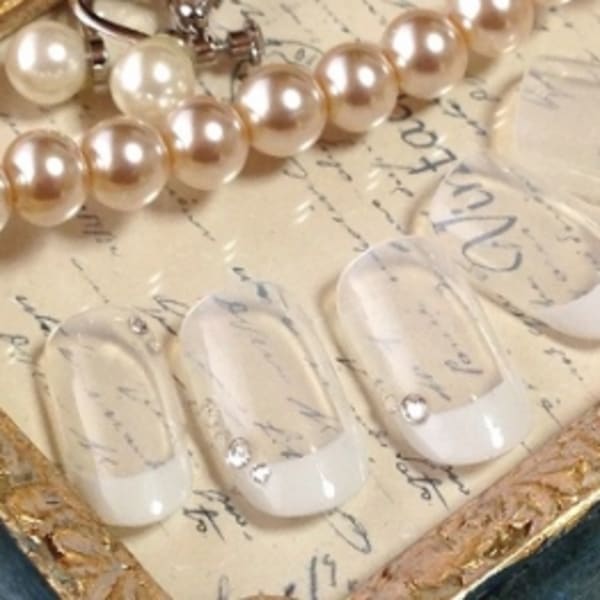 シンプルフレンチネイル