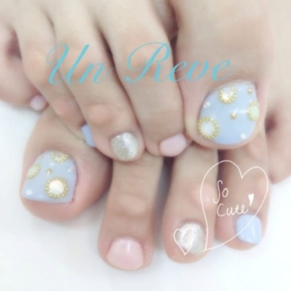 パステルカラーでモテかわフットネイル!
