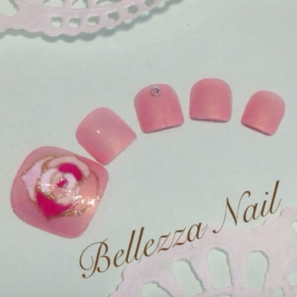 ローズフットネイル