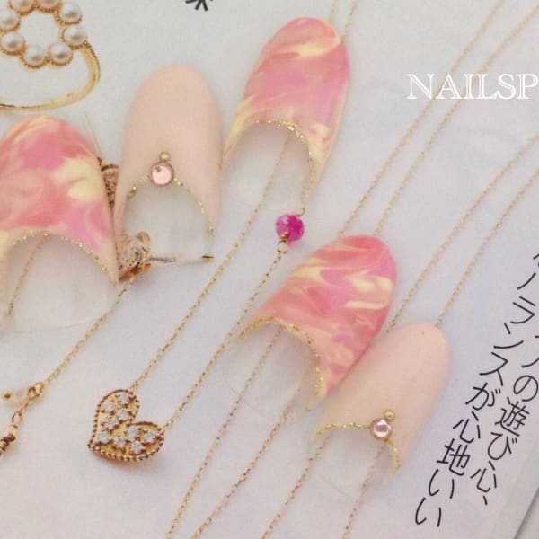 ピンクマーブル