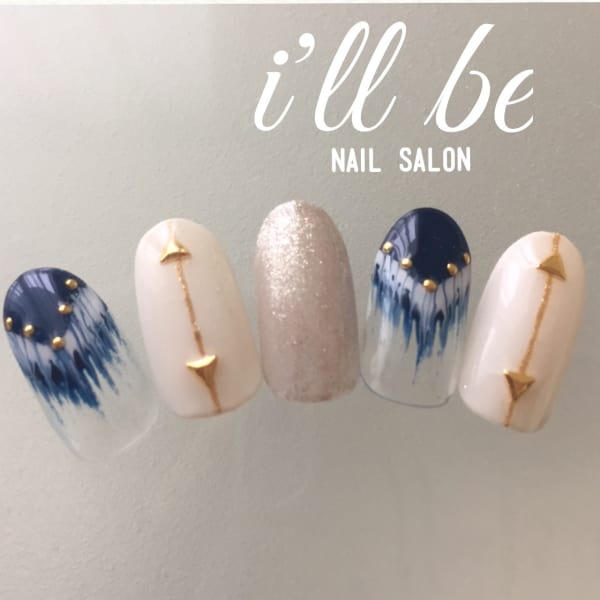 ネイビーフリンジネイル