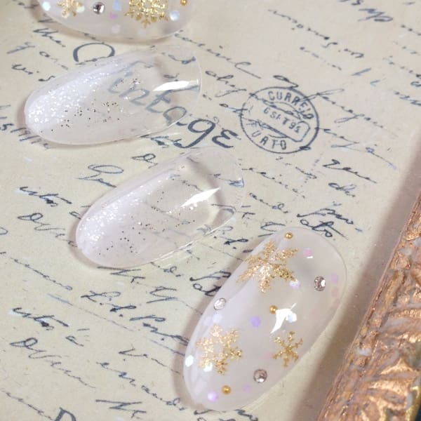 ホワイトスノーネイル