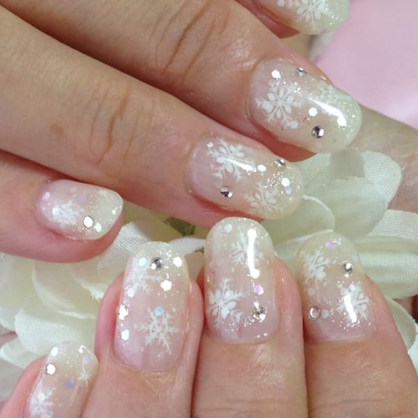 ホワイトスノーネイル