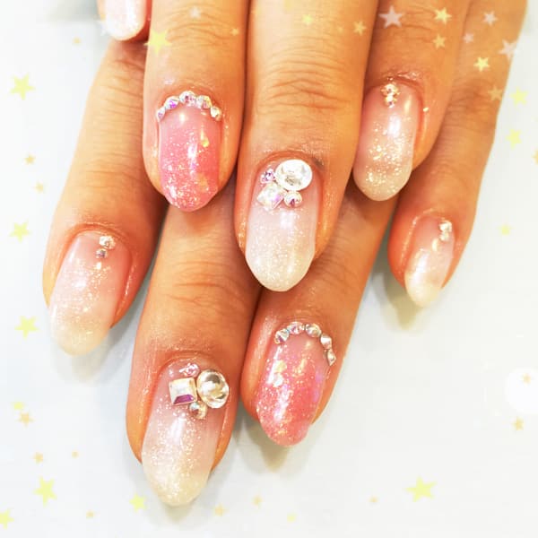 ホロキラネイルでキラッキラ!|カルジェルサロン シエル