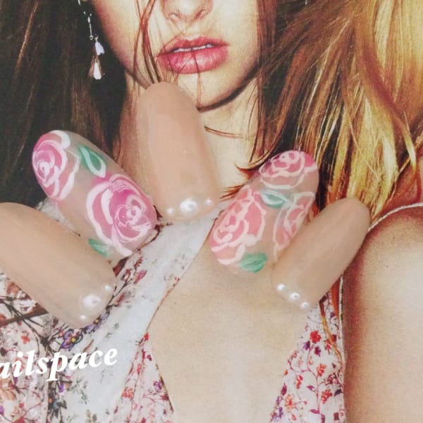 春のローズネイル