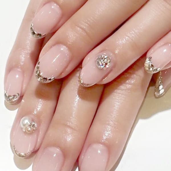 【ヌーディーカラーネイル】