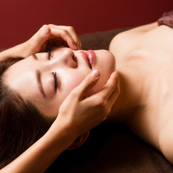 骨気＆Relaxation Vivian 岡崎店