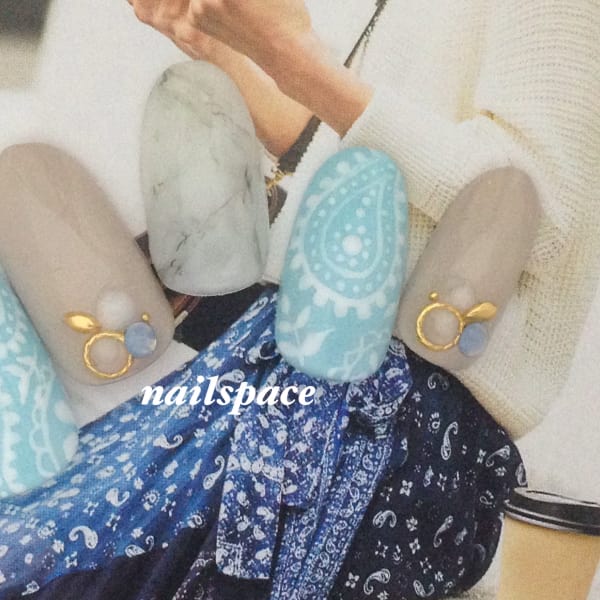 水色ペイズリーネイル