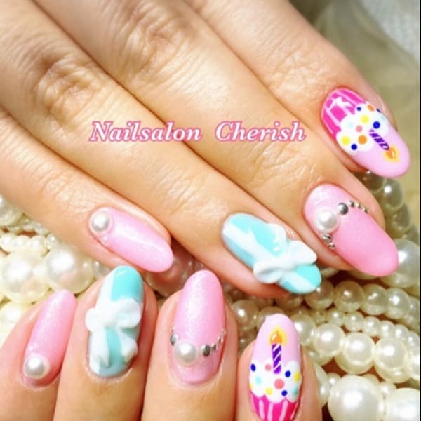 バースデーネイル