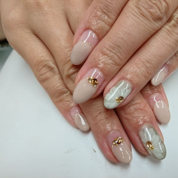 フラワーネイル