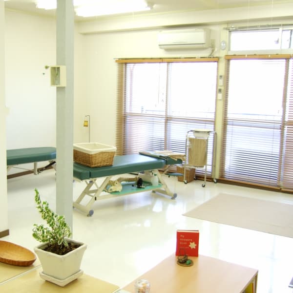 [骨盤矯正] コモリ整体院