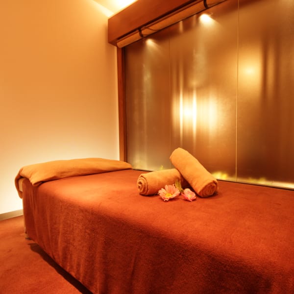 【小顔・骨盤】美容矯正専門院 More Face 池袋店