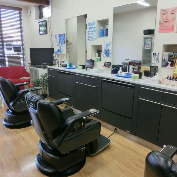 ヘアーサロンシーズンズ