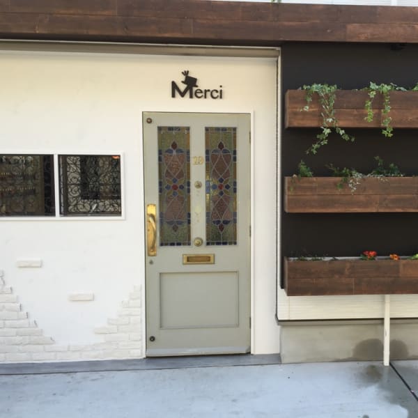 髪質改善ヘアエステサロン Merci【メルシー】