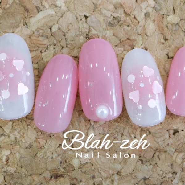 チークネイル×桜ネイル