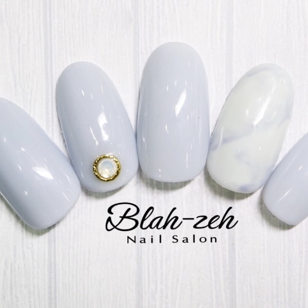 大理石×ブルーネイル