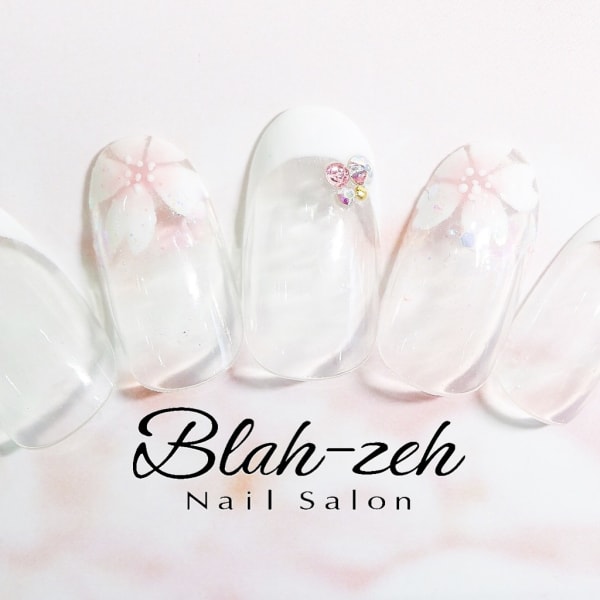 手描き桜&フレンチネイル