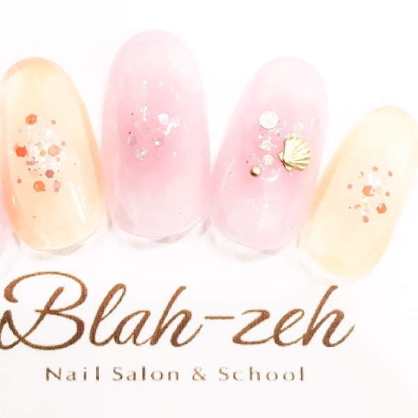 2カラーチークネイル