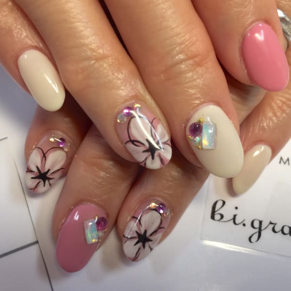 フラワーネイル☆¥8900コース