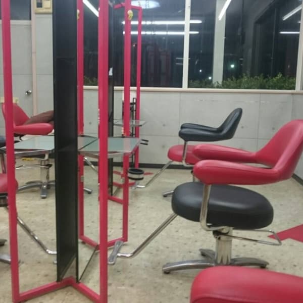 FアンドS美容室