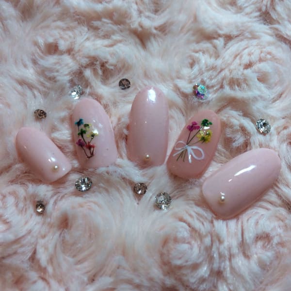 ワンカラージェル+押し花アート+スタッズ