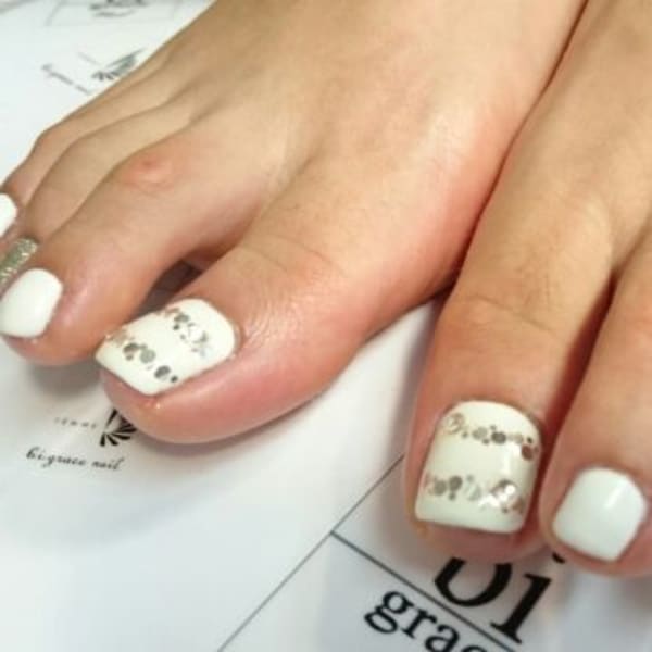 シンプルFOOTネイル☆