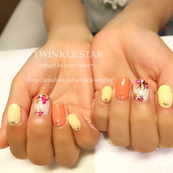 真夏のニュアンスフラワー