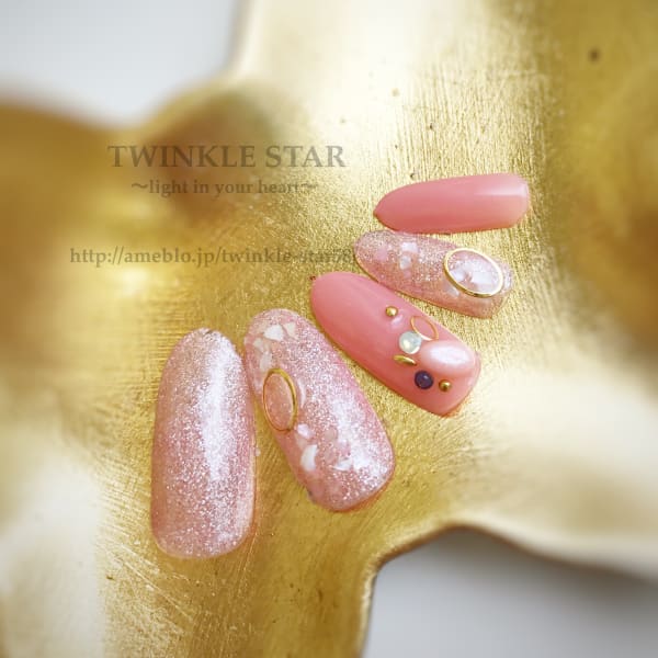 綺麗色シェル乗せネイル