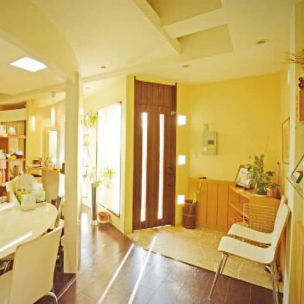 ルナレーナ六本松店