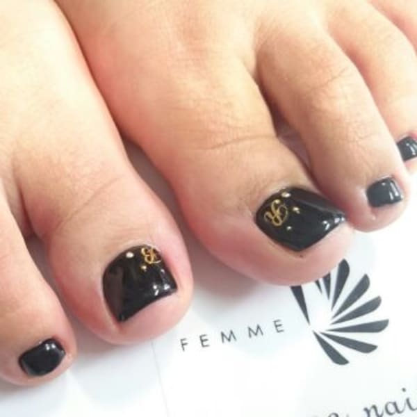 イニシャルフットネイル☆