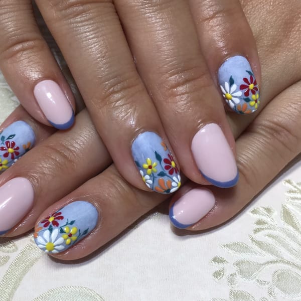 刺繍ネイル|Gerbera claire