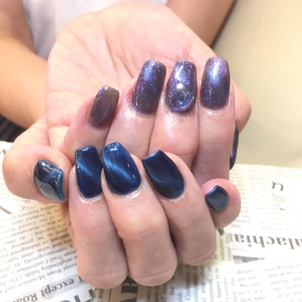 光沢感★キャツアイネイル