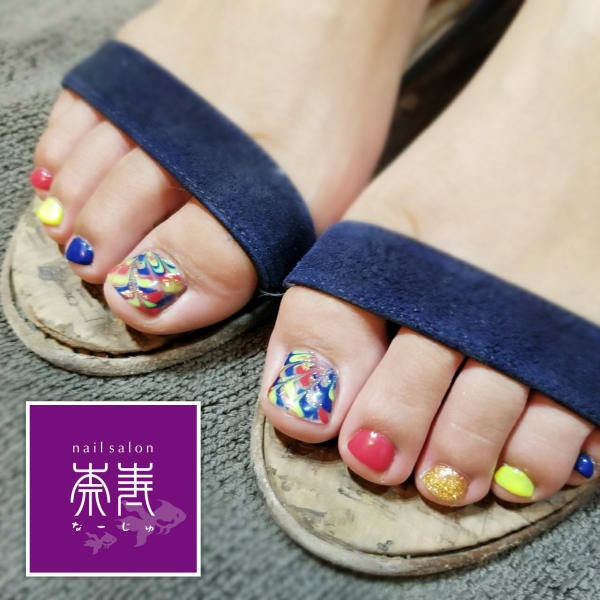 フットのオススメ順 ピーコックのネイルデザイン 楽天ビューティ