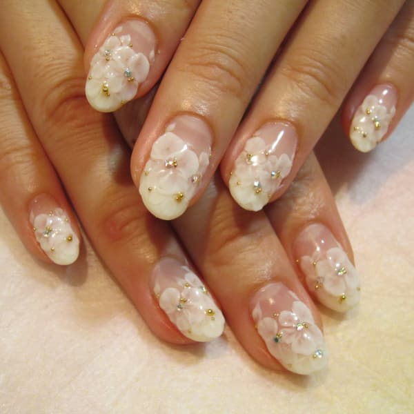 ホワイトフレンチ×3Dお花