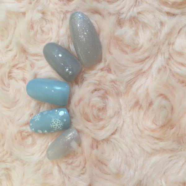 ワンカラー+雪の結晶