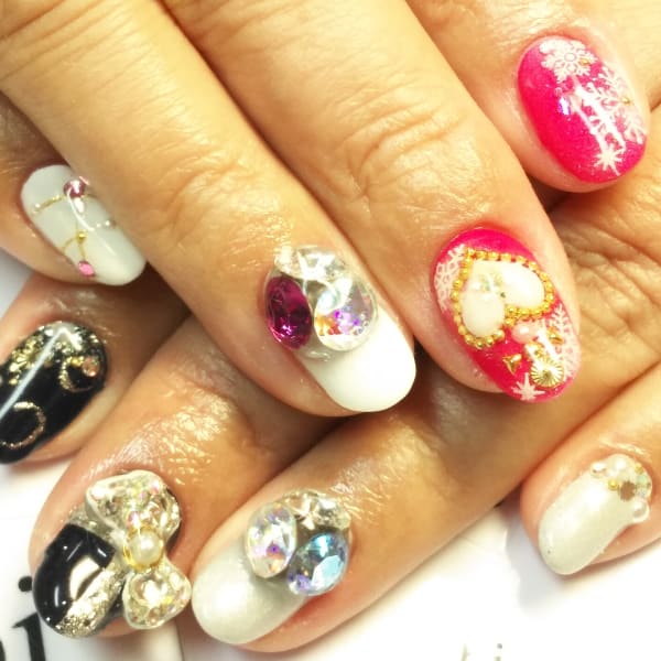 個性派クリスマスネイル☆