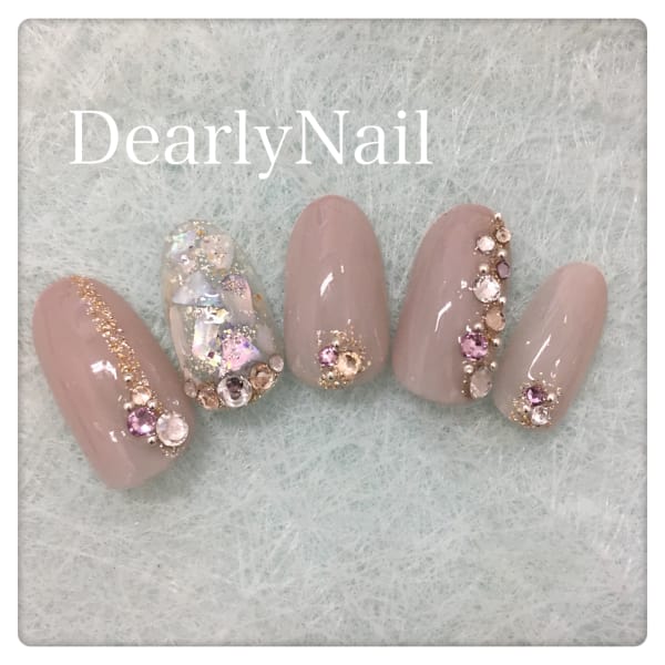 エレガントネイル