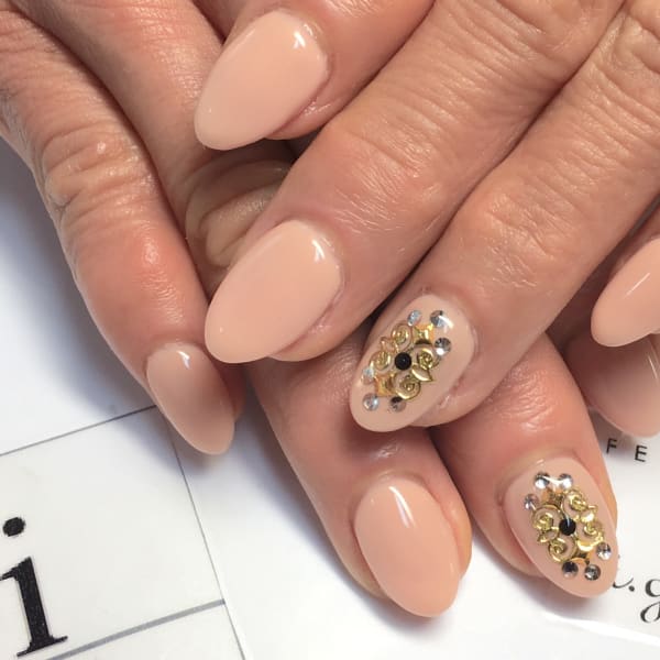 エレガントネイル☆¥6000コース|bi.grace nail