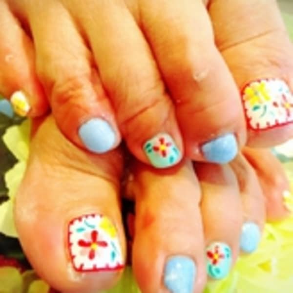 刺繍風ネイル
