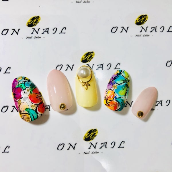 フラワーネイル