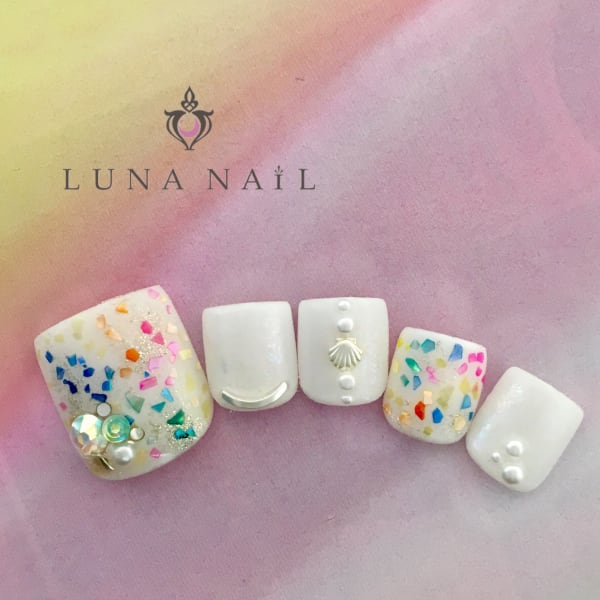 フットのオススメ順 カラフルのネイルデザイン 楽天ビューティ