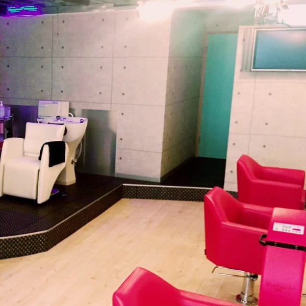 CHELUMO HAIR EYELASH 桜木町