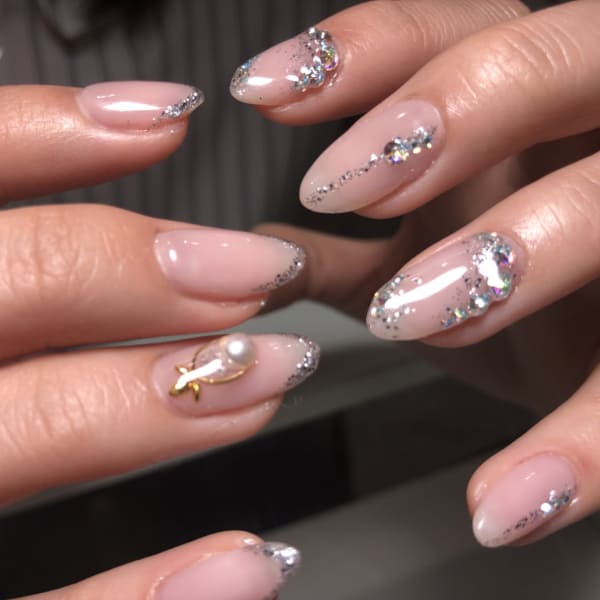 ヌーディ×ラメフレンチ