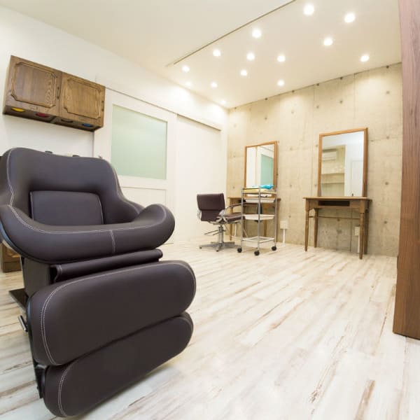 美容師　竹之内